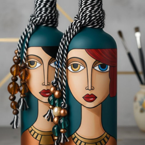 Abstract Face Bottle Art Set